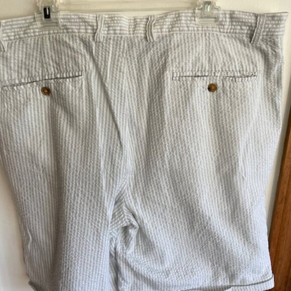 ORVIS Seersucker Cuffed Flat Front Shorts Blue & White Stripe - Picture 8 of 15